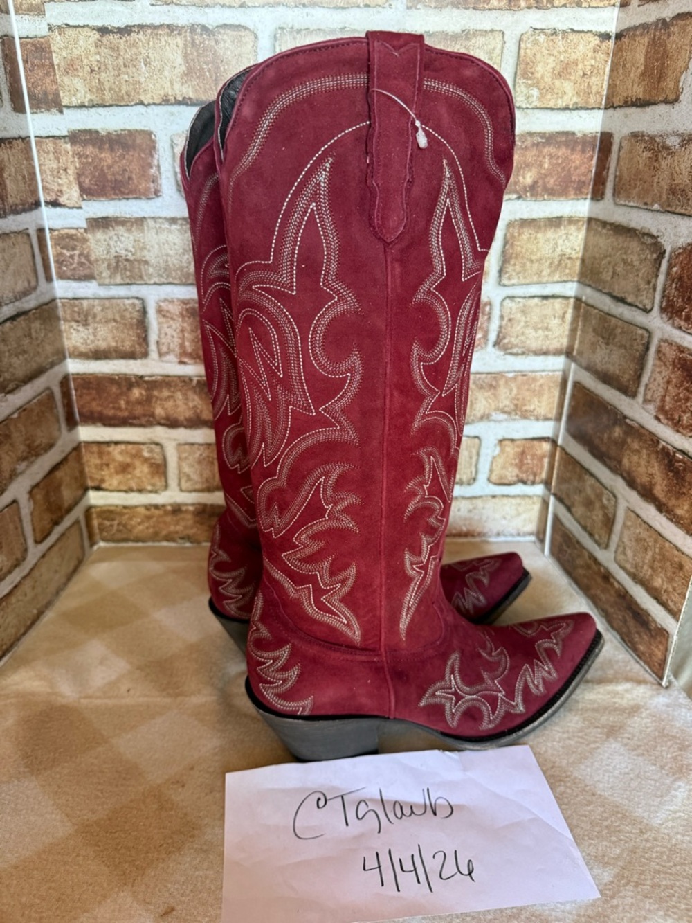 Old Gringo Red suede zip adelica 9.5